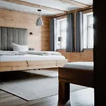 Apartment Fourelements *
